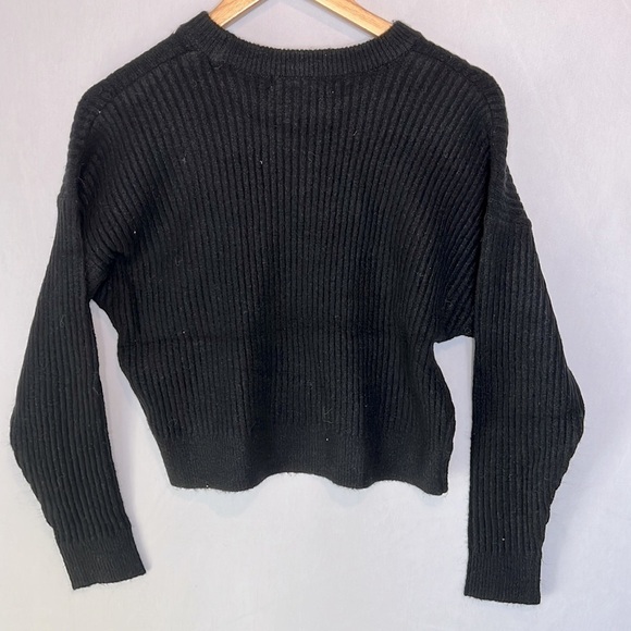 Elodie Crewneck Ribbed Crop Sweater NWT Small - Picture 3 of 4